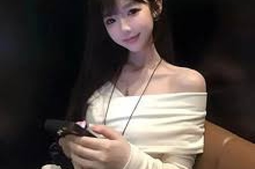 没想到国家出手曝光恶行才一天白冰竟又给谢霆锋添“麻烦”