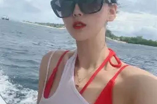 他是著名演员总演坏蛋导致57岁才结婚妻子至今都没有露过面